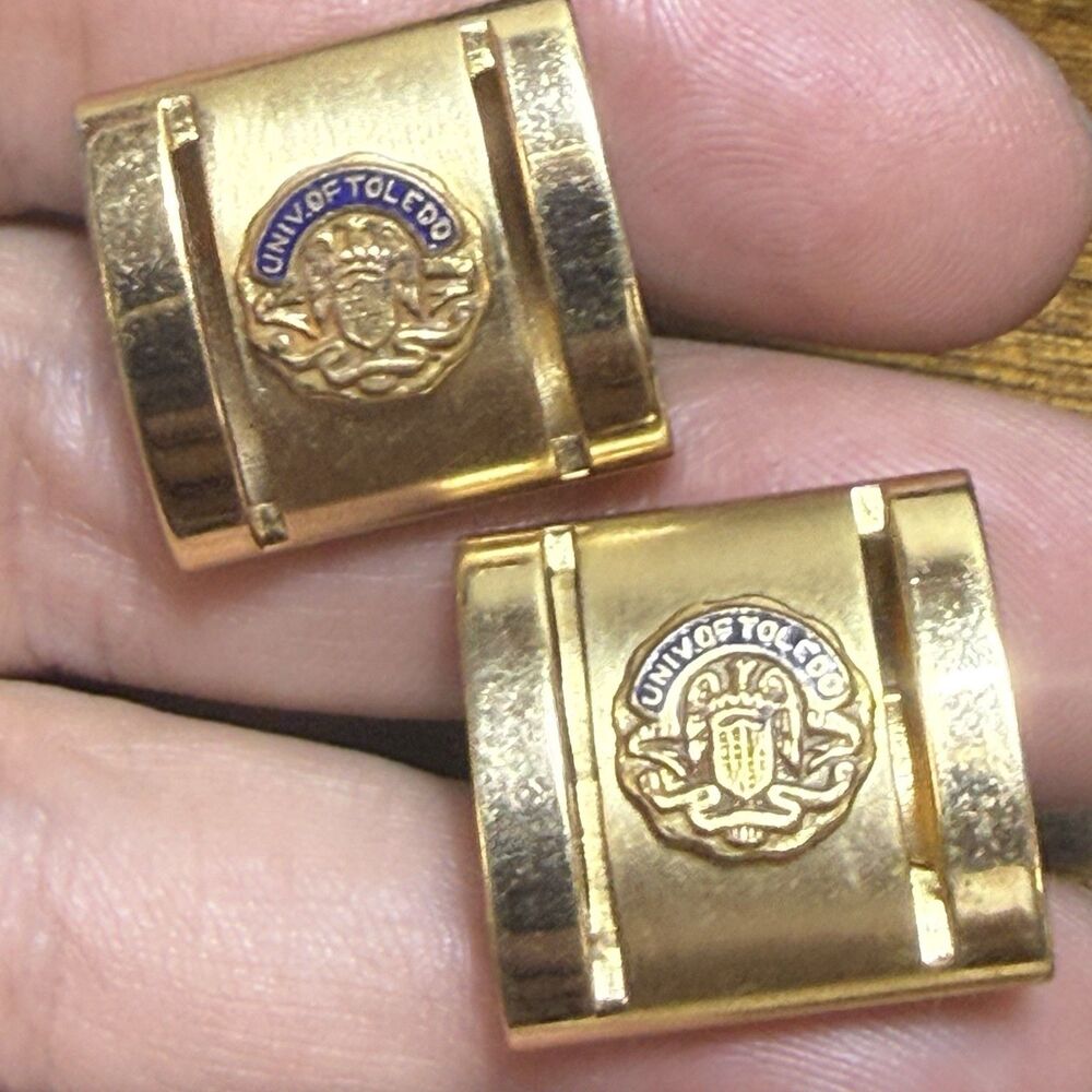 University of Toledo Rockets Vintage Cufflinks Gold Tone Embossed Seal Crest